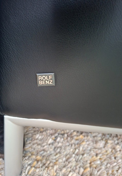 Divano Rolf Benz a 2 e 3 posti + tavolino in vetro Rolf Benz