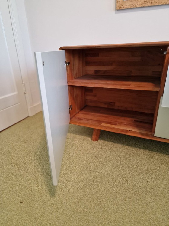 Image 1 of Artisan dressoir in notenhout- afhaalprijs