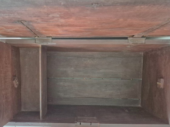 Echte Rarität: Wunderschöne Teakholz-Truhe aus Java (60er Jahre / Semi-Antik / Antik) mit kunstvollen (photo 6 of 6)