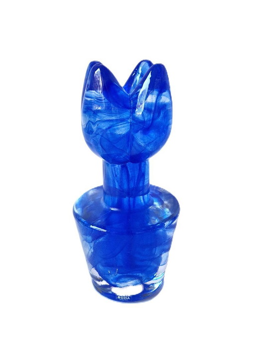 Kosta Boda - "Flower Power" Tulip by Ulrica Hydman-Vallien