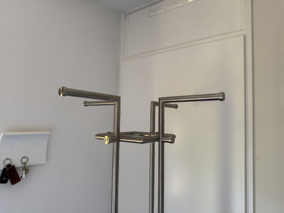 Image 1 of Kapstok, staand, strak model (art deco), rvs