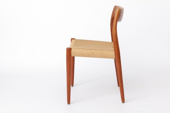 1 van 3 Niels Otto Møller Model 77 Teakhouten Eetkamerstoel, Deens Papierkoord, Vintage Deense Mid-Century (photo 5 of 12)