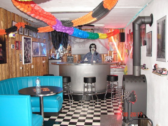 Conjunto de asientos retro Diner con mesa en turquesa, Conjuntos de comedor, Skai, Metal (foto 3 de 5)