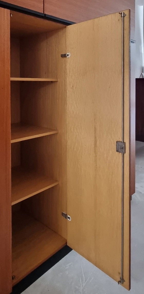 Mid Century Kleiderschrank – Kleiderschränke, Wood (photo 14 of 30)