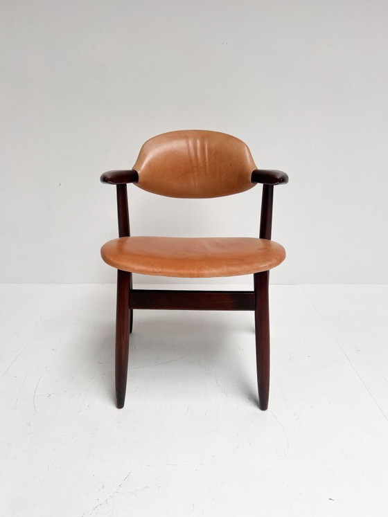 Image 1 of Poltrona in pelle color cognac a forma di corno di mucca, anni '70