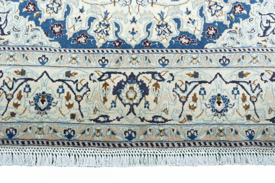 Image 1 of Hand-knotted Nain carpet with silk - 257 X 160 Cm