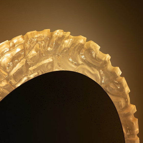 Image 1 of Espejo ovalado con luz de Hillebrand