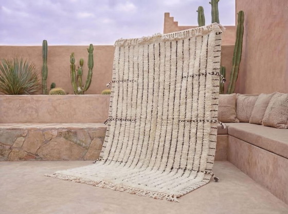 Image 1 of Traditional handmade pure wool rug, size 200/300 cm