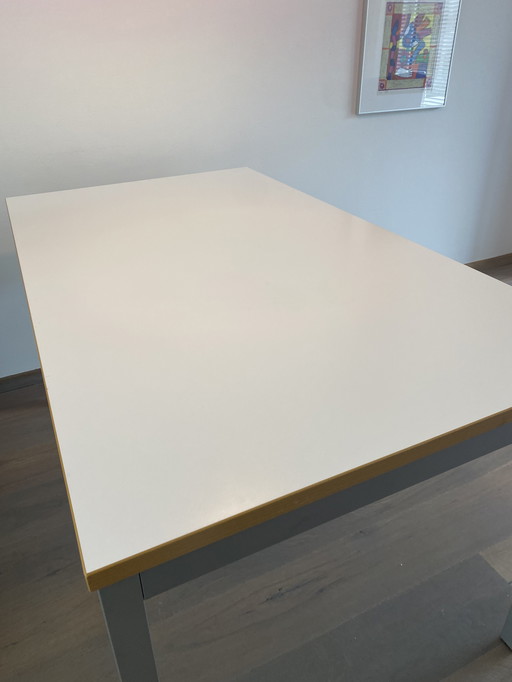 Bontempi eetkamertafel