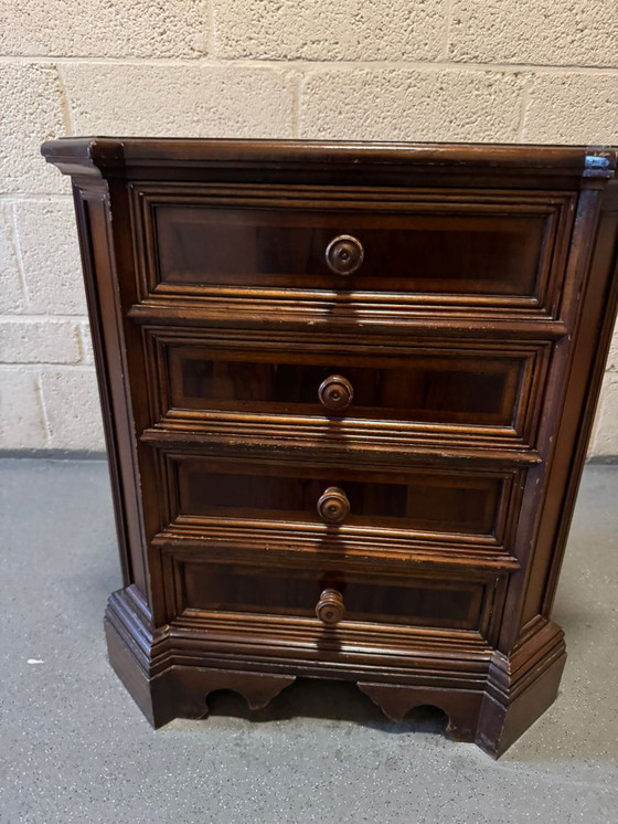 Image 1 of Commode italienne à 4 tiroirs