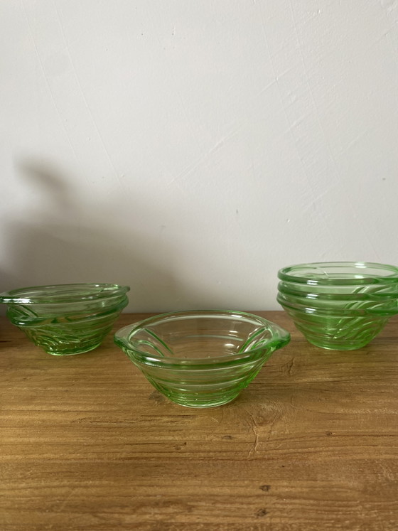 Borek Sipek Glass Bowls - 1 Big, 6 Small (photo 3 of 5)