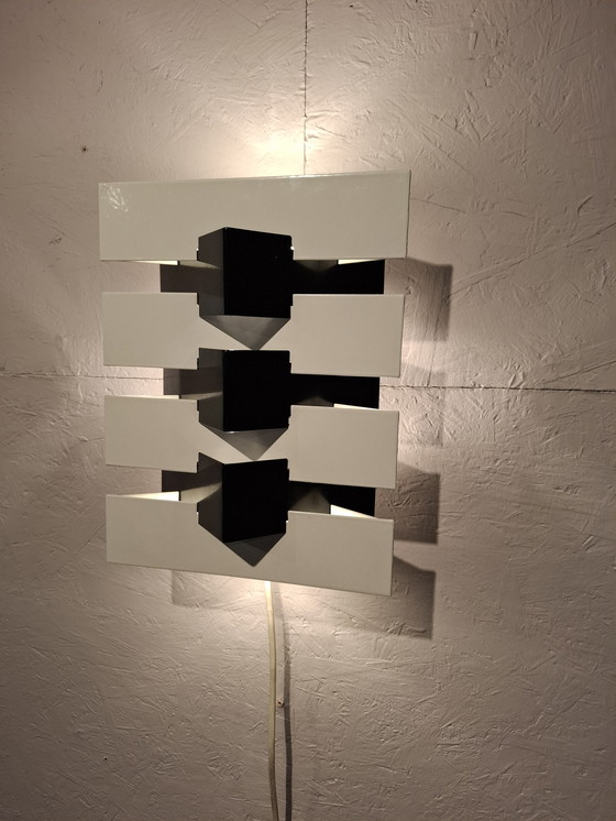 Image 1 of Anvia wall lamp