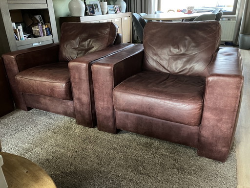 2 Leather Armchairs Robust