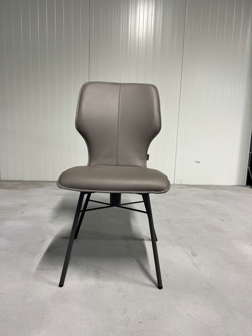 1 New Bert plantagie Joni Four dining chair