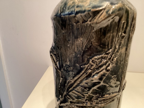 Beautiful handmade ceramic vase. (photo 4 of 5)