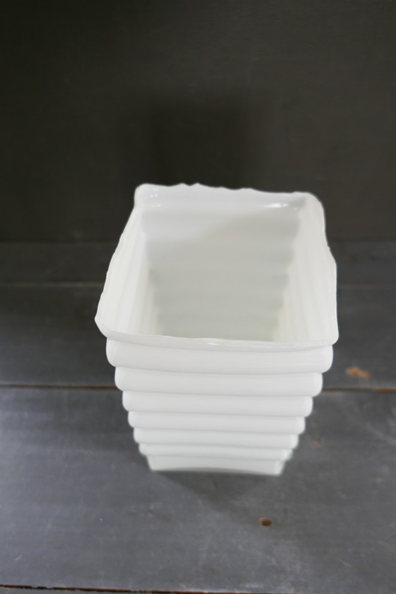 Image 1 of Vase Vintage en verre séparé blanc