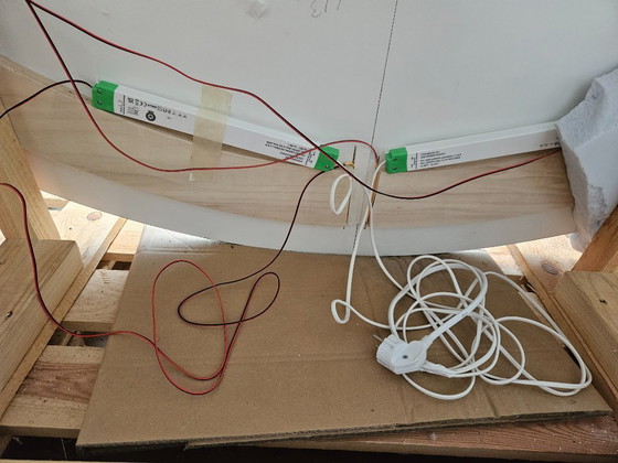 Image 1 of 1 miroir rond avec éclairage