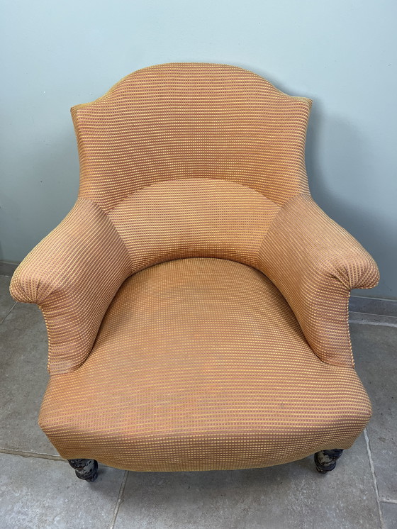 Image 1 of Poltrona a forma di fungo color salmone e arancione