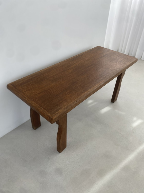 Image 1 of Table basse vintage en chêne français - Rustique et intemporelle