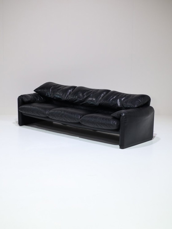 Image 1 of Cassina Maralunga 3-Sitzer-Sofa aus schwarzem Leder von Vico Magistretti