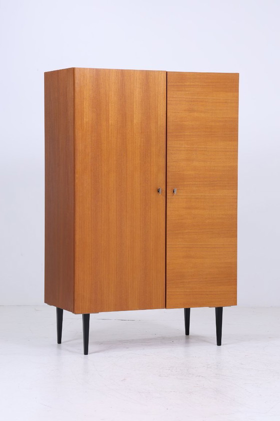 Image 1 of Armadio vintage in teak | Armadio per biancheria di metà secolo | Armadio anni '60 | con 2 appendiabiti #07-19