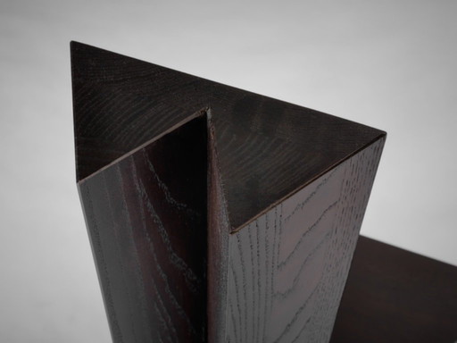 Skulpturaler Stuhl – Trigon Chair vom Designstudio Mokko