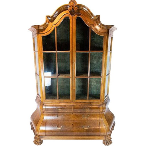 Vintage rococo glass cabinet in hand polished walnut by C. B. Hansen of Copenhagen, 1910