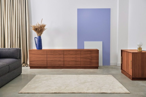 Image 1 of Dressoir gebeitst teak T-S08 4 paar deuren