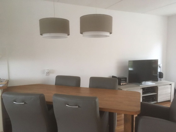 Image 1 of Divano angolare in pelle di lusso Santiago (Koks Meubelhuis) + 5 sedie da pranzo - Toledo Smog