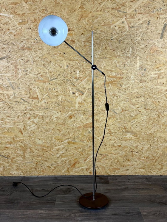 Image 1 of Lampadaire des années 1960/70, design futuriste, métal