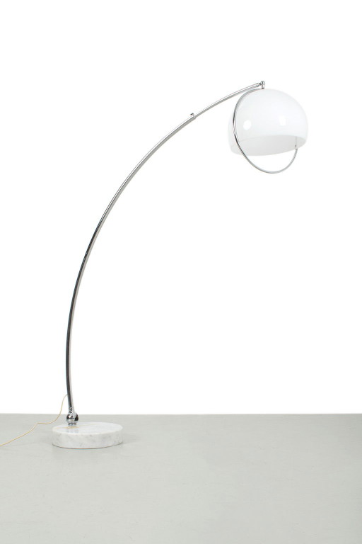Vintage extendable arc lamp