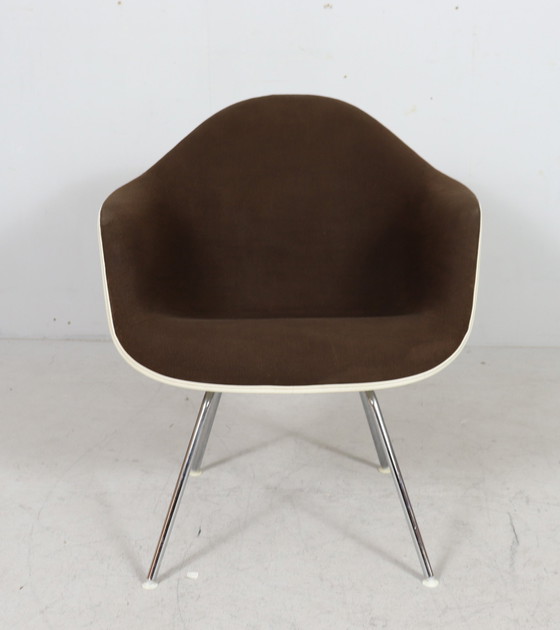 Image 1 of Charles en Ray Eames voor Vitra, set van 2 stoelen/armstoelen, model: 'Dax', jaren 1970