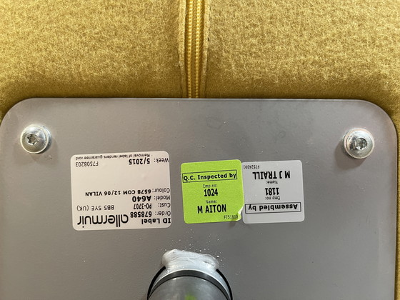 Image 1 of Allermuir Open A640 geel 