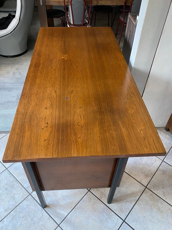 Image 1 of Scrivania direzionale bifacciale in stile scandinavo, in palissandro e metallo, con 6 cassetti, vintage anni '60.