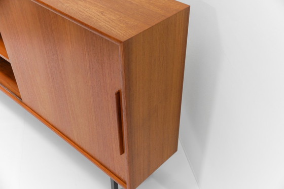 Image 1 of There is a small cosmetic flaw on the surface at the front left corner, see pictures