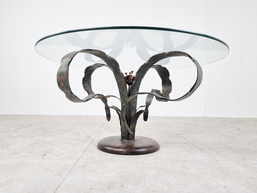 Mesa de centro con flores de acero esculpido, años 70