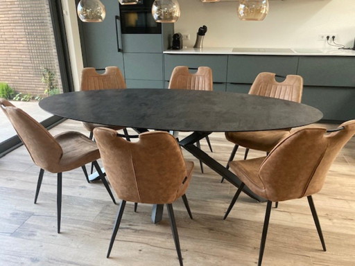 Eettafel Masura van Xooon ovaal