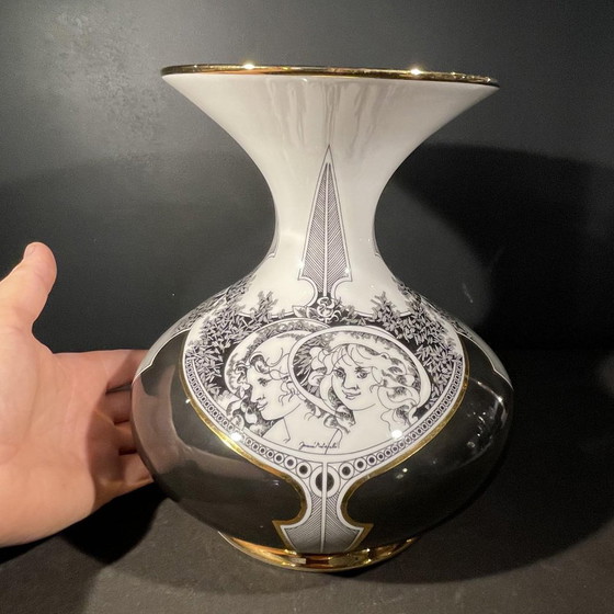 Grand Vase en Porcelaine Dorée par Change Szasz pour Hollohaza, Hongrie, années 1970 (photo 3 of 13)