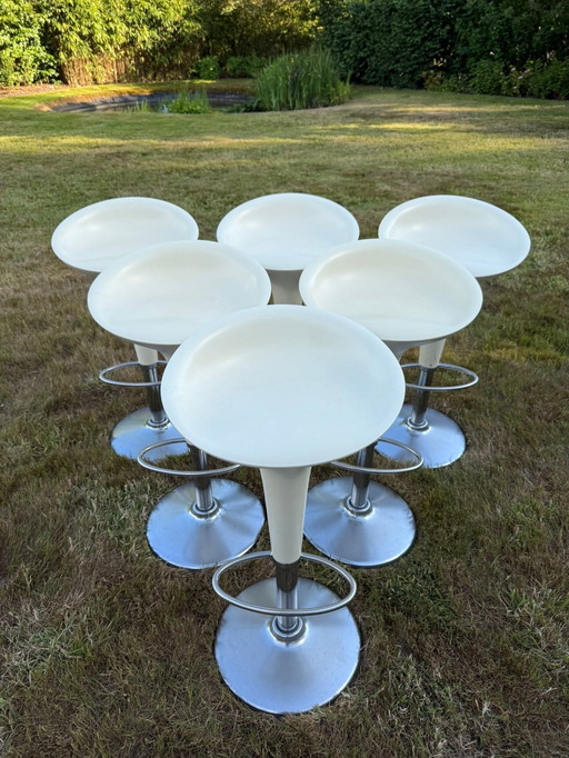 6 x white Bombo Magis bar stools