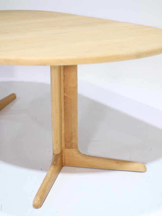 Image 1 of Extendable round dining table oak Skovby Danish vintage