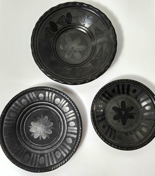 Hungarian BLACK CERAMIC Hanging Wall Plates 3Pcs Set Collection from 1970s