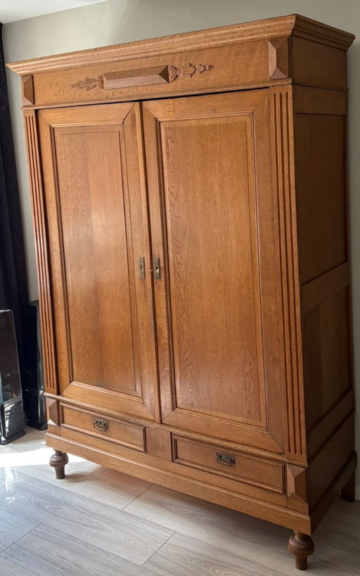 Display cabinet