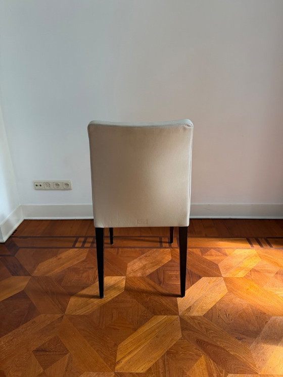8 Poltrona Frau Liz Sedie da pranzo - pelle bianco sporco – Legno (photo 5 of 11)