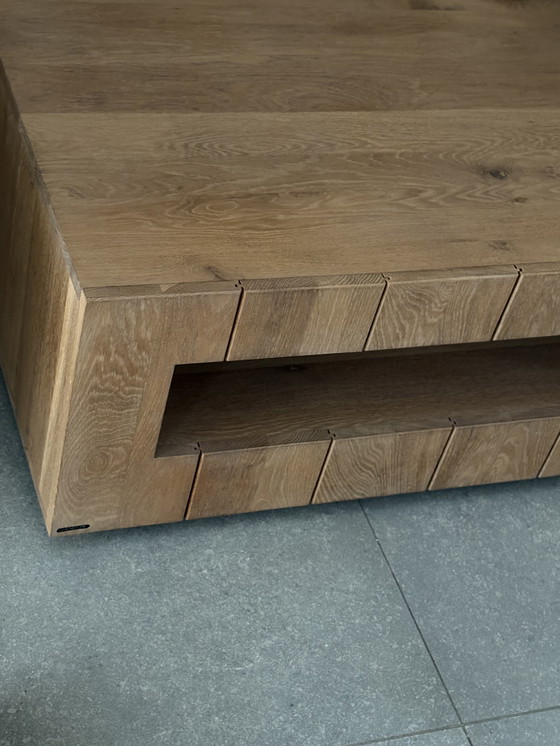 Image 1 of Couchtisch aus massiver Eiche