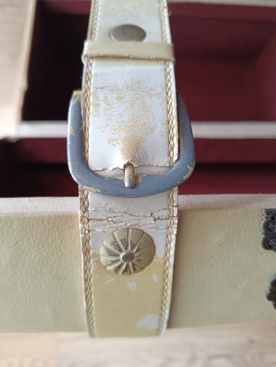 Image 1 of Piccolo contenitore in legno e pelle