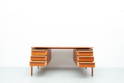 Teak Schreibtisch von GV Gasvig für GV Møbler, 1960er