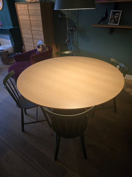 Mesa de comedor de diseño Bolia Oak con 4 sillas Paul M. Walter Møbler. – eetkamerset, Wood (photo 2 of 6)