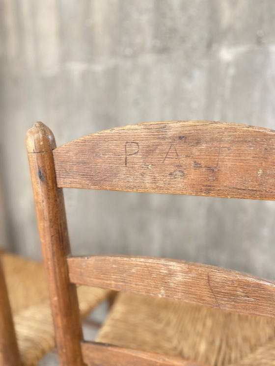 Image 1 of Set di 2 sedie autentiche con schienale a pioli e seduta in giunco ​​– atmosfera rustica/mediterranea