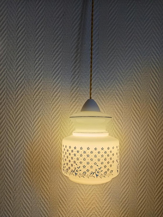 Image 1 of Vintage flower portable lamp