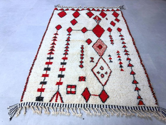 Image 1 of traditional Moroccan carpet 250cmx150cm